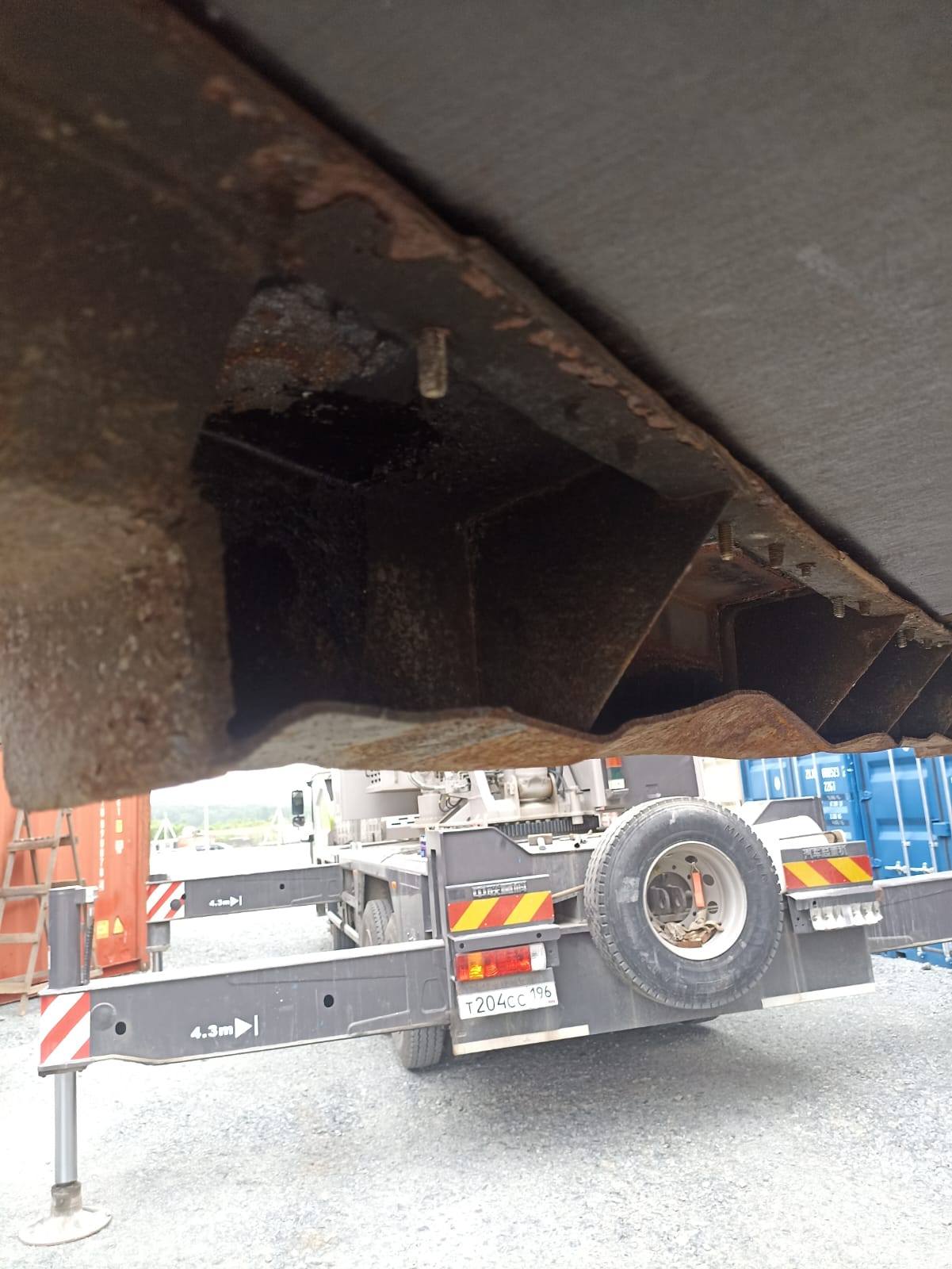 Морской контейнер TGHU0327670